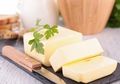 Selesai Buat Kue Kering, Simpan Keju dengan Cara Ini Supaya Tahan Lama