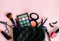 Makin Cantik Saat Lebaran, Perhatikan 3 Hal Ini Sebelum Bawa Makeup Kit