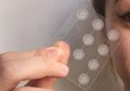 5 Rekomendasi Acne Patch yang Bisa Menutupi & Menyembuhkan Jerawat