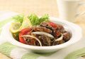 Makan Malam Istimewa dengan Sajian Kerang Tumis Bombay