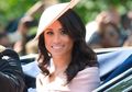 Tampil Anggun, Namun Penampilan Meghan Markle Langgar Aturan Kerajaan, Kenapa ya?