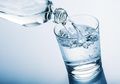 Mana Lebih Baik, Minum Air Sebelum atau Sesudah Makan?