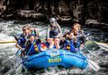 5 Tips Aman Saat Melakukan Olahraga Ekstrem Arung Jeram