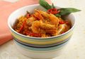 Sajikan Serundeng Udang Ini Bersama Nasi Putih Hangat, Serasi Banget!