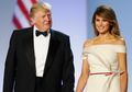 Beda Usia 24 Tahun, Begini Kisah Cinta Melania dan Donald Trump