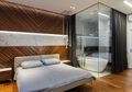 Wow! Partisi Antara Kamar Mandi dan Kamar Tidur Ini Layaknya di Hotel!