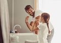 Risau Gigi Buah Hati Bermasalah? Yuk, Intip 4 Tips Jitu Berikut Ini!