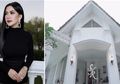 Harta Berlimpah, Lihat Penampakan Rumah Syahrini Bak Istana Kerajaan!