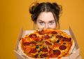 Bosan Menu Lebaran Itu Melulu? Bikin Pizza Saja, Caranya Mudah kok!