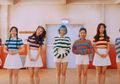 Yuk Tiru Style Fashion Retro ala TWICE di Video Klip "I Want You Back"