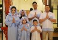 Unggah Momen Kekompakan Rayakan Lebaran, Ketampanan Anak Raul Lemos Bikin Warganet Gagal Fokus!