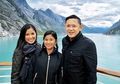 Bikin Iri! Intip Keseruan Titi Rajo Bintang Rayakan Lebaran di Alaska