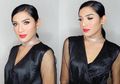 Keponakan Laki-laki Ashanty, Millen Cyrus Tampil Seksi dengan Bikini Floral di Dalam Air, Intip yuk!