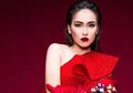 Layaknya ABG Masa Kini, Ayu Ting Ting Tampil Imut dengan Overall Skirt, yuk Lihat!