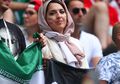 Foto-foto Cantik Moleknya Suporter Wanita Iran di Piala Dunia 2018 Setelah 37 Tahun Dilarang Nonton Bola