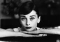 Ini Sosok Cucu Audrey Hepburn yang Mewarisi Kecantikan Sang Nenek
