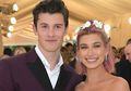 Timeline Singkat Namun Rumit Hubungan Shawn Mendes dan Hailey Baldwin