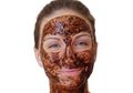 Kamu Cuma Butuh Dua Bahan untuk Bikin Masker Kopimu Sendiri, yuk Cobain!