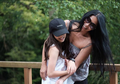 Moms, Ini Alasan Anggun Enggan Unggah Foto Wajah Anaknya, Bisa Kena Denda!
