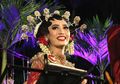 Monica Imas Dirias dengan Paes Solo, Ternyata Ini Maknanya