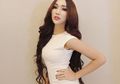 Tampilan Lucinta Luna dengan Riasan Bronzy Bikin Netizen Salah Fokus ke Bibirnya, Lihat yuk!