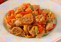 Yuk, Manjakan Santap Siang Anda dengan Sosis Daging Saus Padang