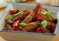 Duh, Bayangkan Nikmatnya Nasi Hangat dengan Cumi Asin Pedas Asam Ini!