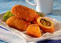 Bingung Membuat Camilan Seru Sore Nanti? Yuk, Buat Risoles Isi Ikan Kari