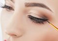 Begini Tips Mengaplikasikan Eyeliner bagi Pemula, Mudah loh!