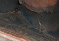 NASA: ‘Longsoran Balok Es’ Membentuk Kembali Permukaan Mars