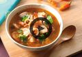 Buat Makan Malam Terasa Istimewa dengan Resep Tom Yam Soup Ini