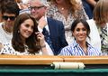 15 Foto Kekompakan Kate Middleton dan Meghan Markle di Wimbledon 2018