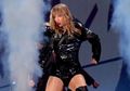 Viral Taylor Swift Tersangkut di Panggung, Catat Daftar Minuman yang Buat Tubuh Tak Cepat Panik