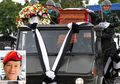 Penuh Haru Pemakaman Mantan Angkatan Laut, Penyelamat Anak di Gua Thailand
