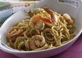 Sensasi Pedas Mi Goreng Cabai Kering Dijamin Bikin Nagih, deh!