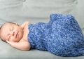 Sering Lihat Adik Bayi Senyum Saat Tidur? Inilah Penjelasan Ilmiahnya