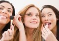 Hati-hati! Inilah Bahaya Pemakaian Makeup Buat Kesehatan Kulit Remaja