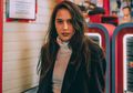 Potret Pevita Pearce dengan Sang Kakak Ipar 'Menyihir' Warganet, Ada yang Bikin Gagal Fokus!