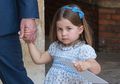 Bikin Gemas! Ini yang Dilakukan Putri Charlotte Saat Tamu Datang ke Istana Kensington