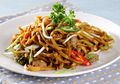 Masih Sempat Membuat Sarapan dengan Resep Mi Goreng Taoge