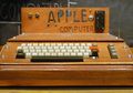 4 Perangkat Elektronik 'Kuno' Apple Ini Buktikan Kalau Produk Apple Sudah Mahal Dari Dulu