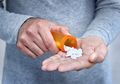Apa yang Sebenarnya Terjadi Bila Kita Meminum Obat Dengan Teh?