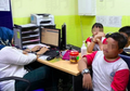 Guru Abaikan Termometer Rusak, Murid-murid SD ini Alami Diare dan Muntah!