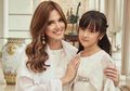 Menang Kategori Fashionable Mom and Kids, Ini 10 Bukti Modisnya Gaya Nia Ramadhani dan Mikhayla Bakrie