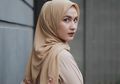 Inspirasi Fashion Outfit Warna Nude Ala Selebgram Hijab Dwi Handayani