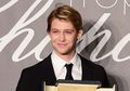 Akhirnya, Pacar Taylor Swift, Joe Alwyn Buka Akun Instagram untuk Publik!