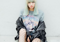 Inspirasi Fashion Tomboy Ala Lisa 'BLACKPINK' yang Tetap Terlihat Manis!