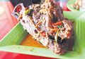 Tertarik Cicipi Kepala Ikan Jumbo Manyung? Ini Dia Lokasinya!