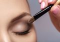 Cara Mudah Membuat Smokey Eyes untuk si Mata Sipit, Yuk Ikuti!