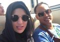 Duh, Lagi Naik Haji, Nia Ramadhani Malah Biarkan Suaminya Makan di Tempat Ini, Pantas Timbangannya Menjerit!